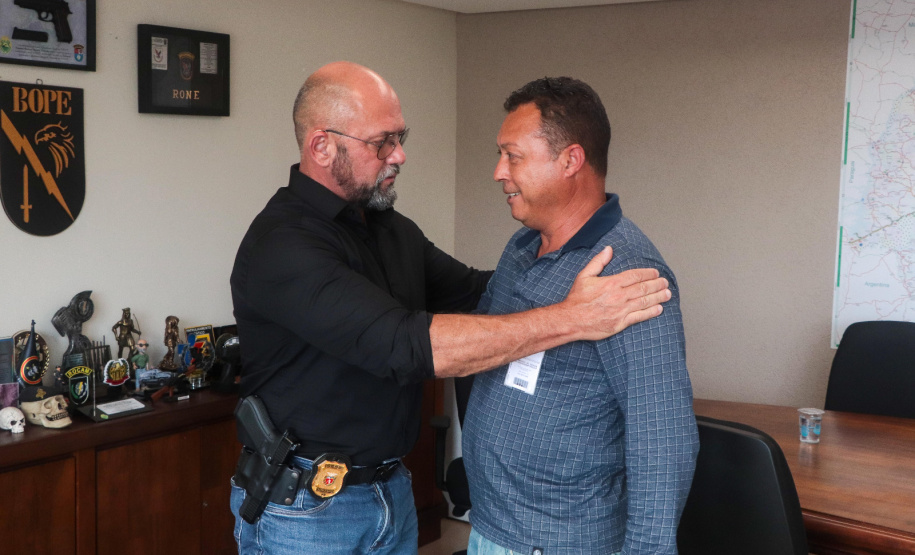 Secretário Hudson recebe o vereador Maguila Fidélis