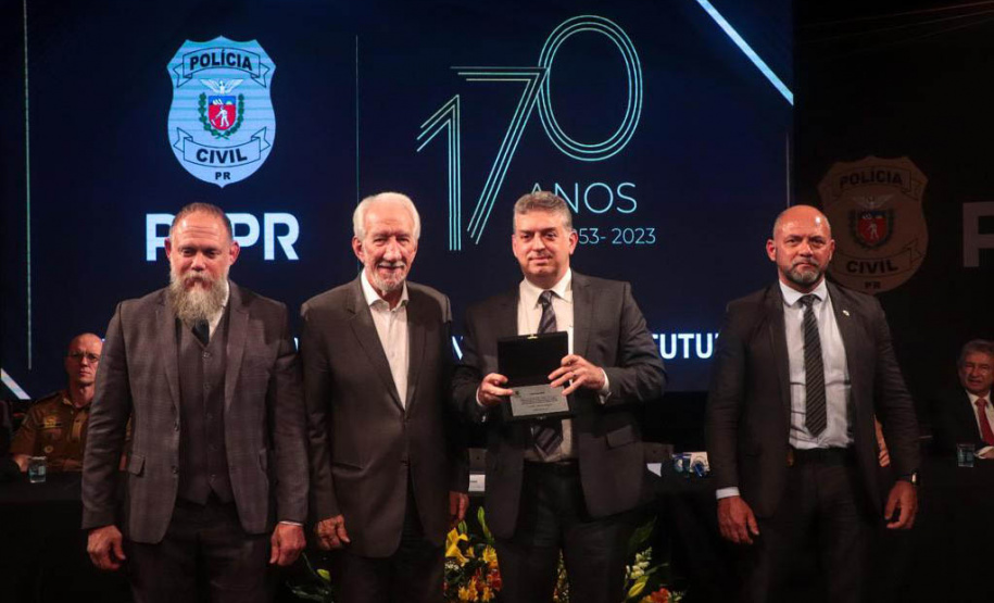 Governo comemora 170 anos da Polícia Civil do Paraná com homenagens e reconhecimento