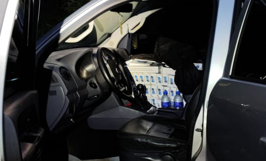 Com apoio aéreo do projeto Falcão, PM apreende cigarros em ações distintas no Oeste