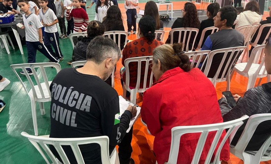 PCPR na Comunidade leva serviços de polícia judiciária para mais de 1,6 mil pessoas em Castro