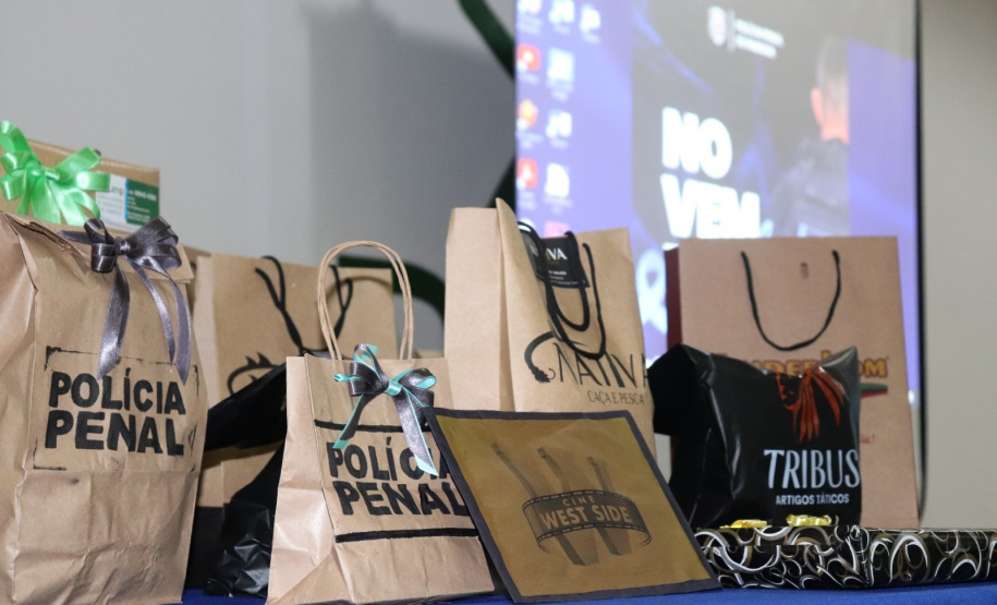 Servidores da Polícia Penal se unem em evento de conscientização contra o câncer de próstata, em Cascavel