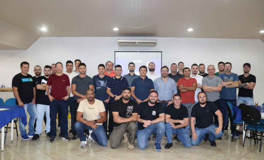 Servidores da Polícia Penal se unem em evento de conscientização contra o câncer de próstata, em Cascavel