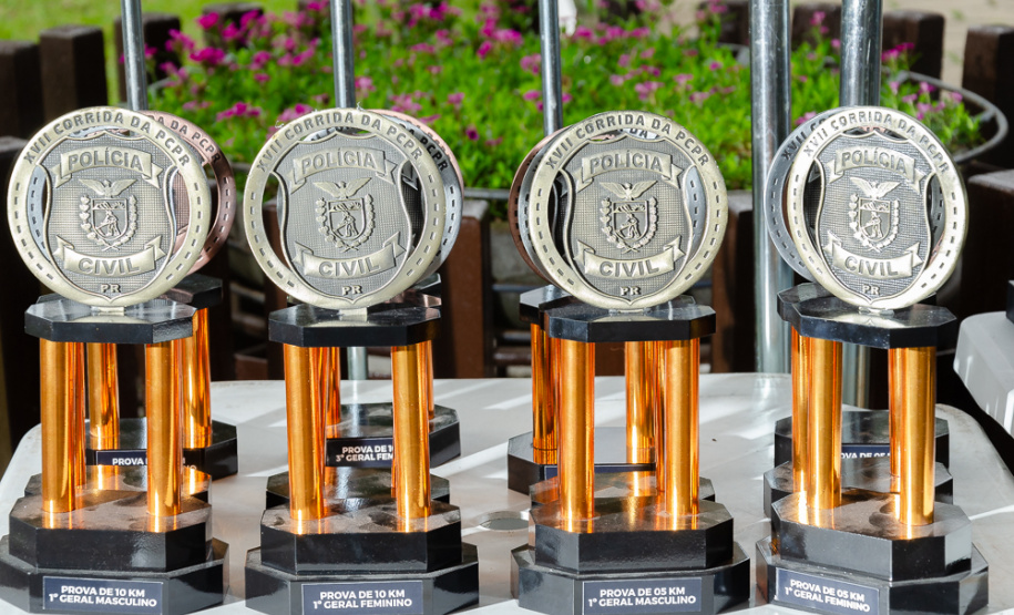 Mais de mil pessoas participaram da 17ª Corrida da PCPR