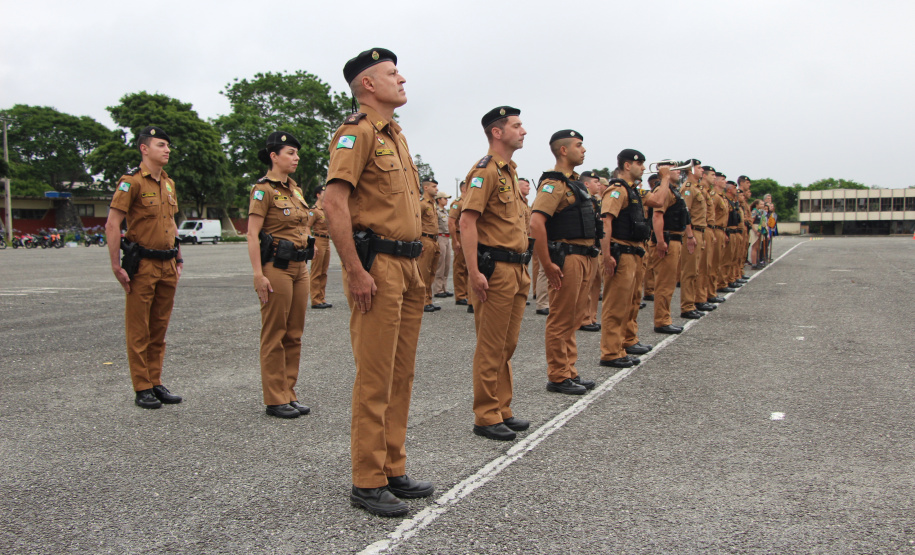Polícia Militar realiza solenidade alusiva ao Dia da Bandeira Nacional