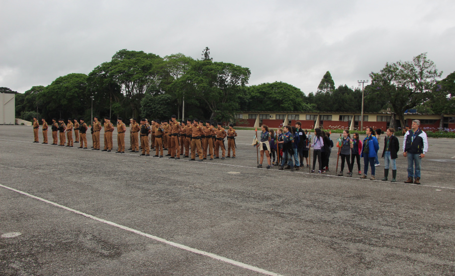 Polícia Militar realiza solenidade alusiva ao Dia da Bandeira Nacional