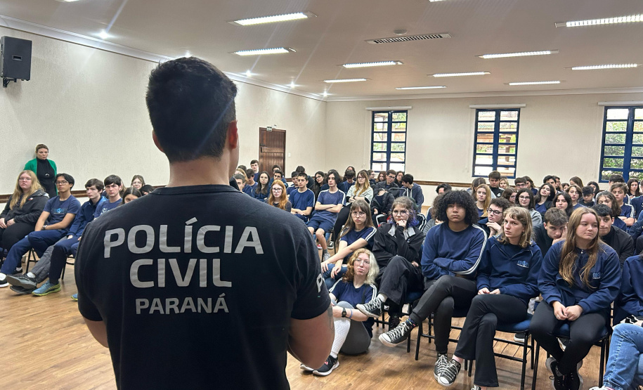 Polícia Civil ministra palestras para 4,7 mil pessoas no mês de outubro em todo Paraná