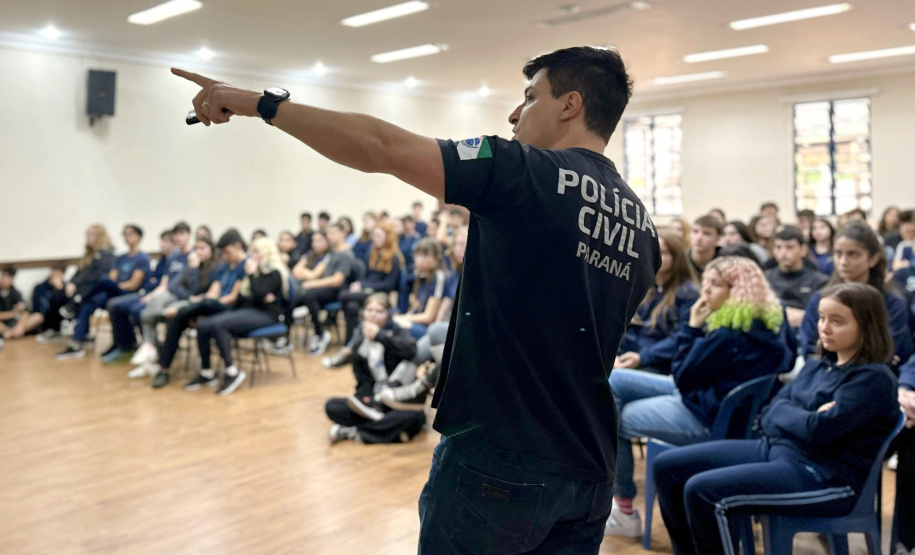 Polícia Civil ministra palestras para 4,7 mil pessoas no mês de outubro em todo Paraná