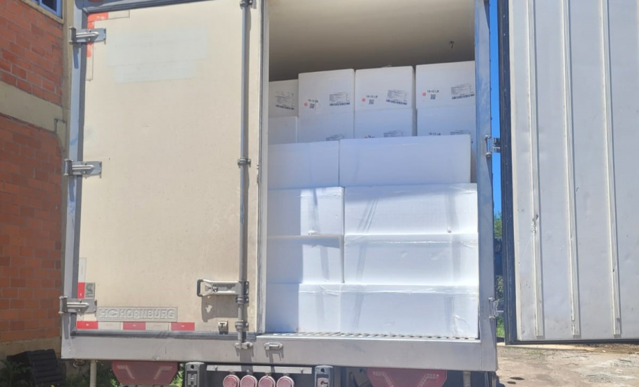 PMPR recupera carga de salmão roubada em Santa Catarina e prende nove pessoas em Curitiba