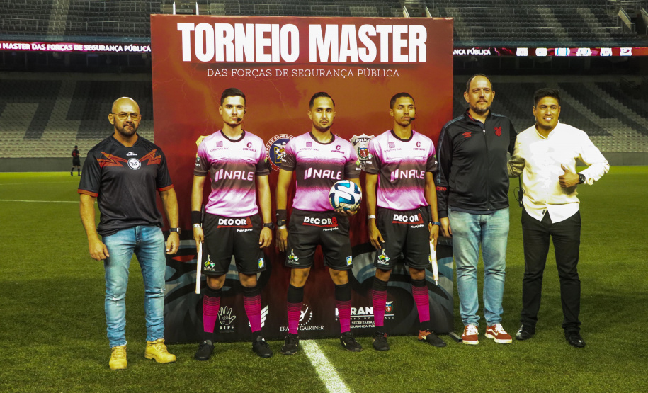 Segurança promove torneio de futebol e arrecada brinquedos e kits de limpeza para associações