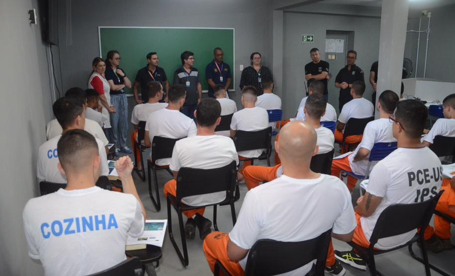 PPPR e Senai promovem curso de eletricista predial em penitenciária de Piraquara