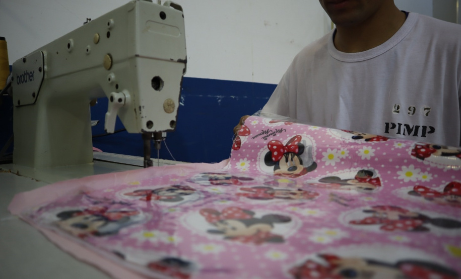 Polícia Penal qualifica 23 apenados em cursos de soldador e de corte e costura em Cascavel