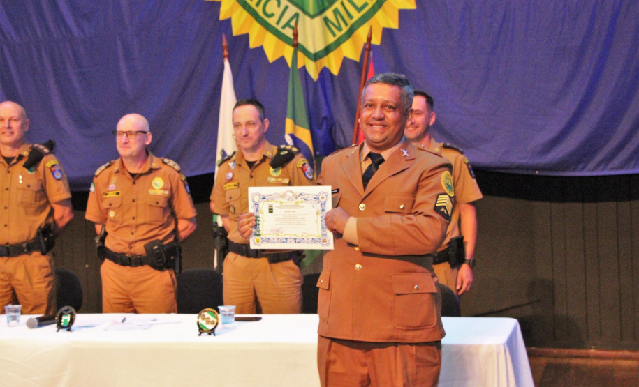 103 policiais militares concluem o Curso de Aperfeiçoamento de Sargentos