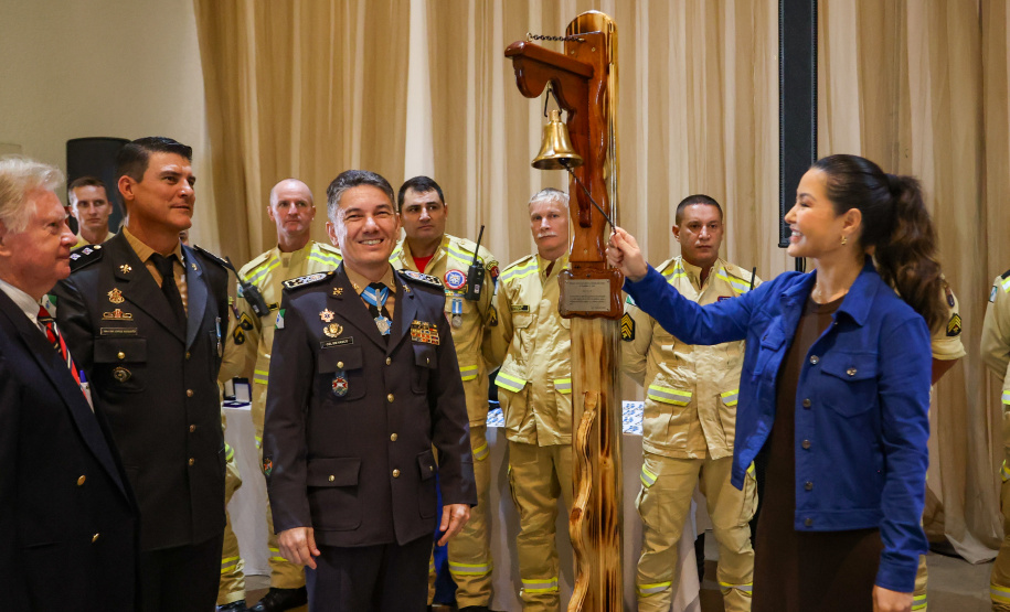 Com homenagens, Corpo de Bombeiros de Irati comemora 75 anos