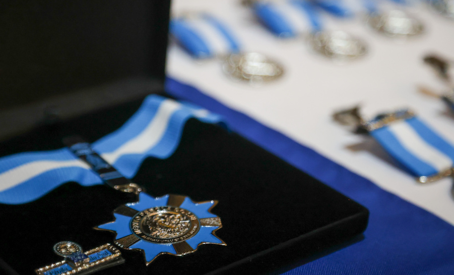 Com homenagens, Corpo de Bombeiros de Irati comemora 75 anos