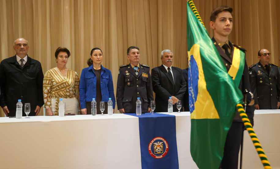 Com homenagens, Corpo de Bombeiros de Irati comemora 75 anos