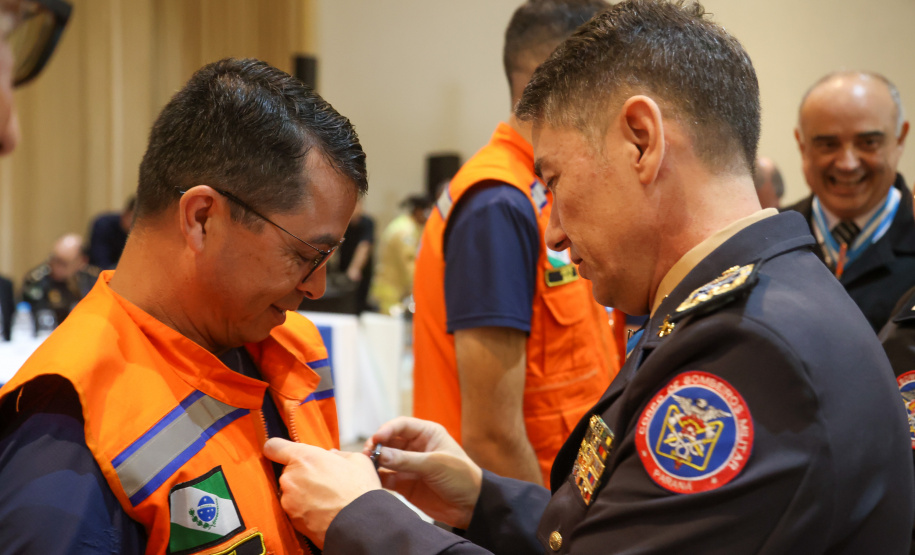 Com homenagens, Corpo de Bombeiros de Irati comemora 75 anos