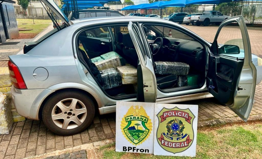 PMPR apreende 1,2 tonelada de drogas e 900 caixas de cigarros contrabandeados no oeste do Estado