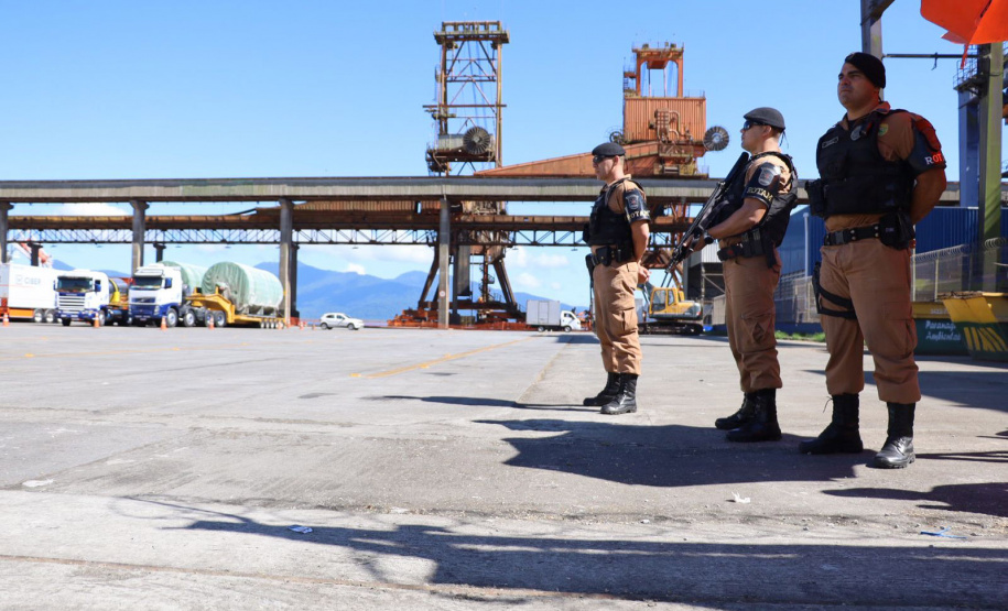 Reforço policial no Porto de Paranaguá garante recepção segura aos turistas