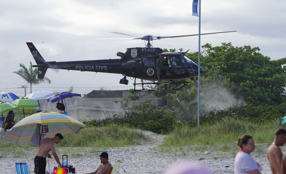 Secretário da Segurança Pública realiza voo especializado com a PCPR no Litoral