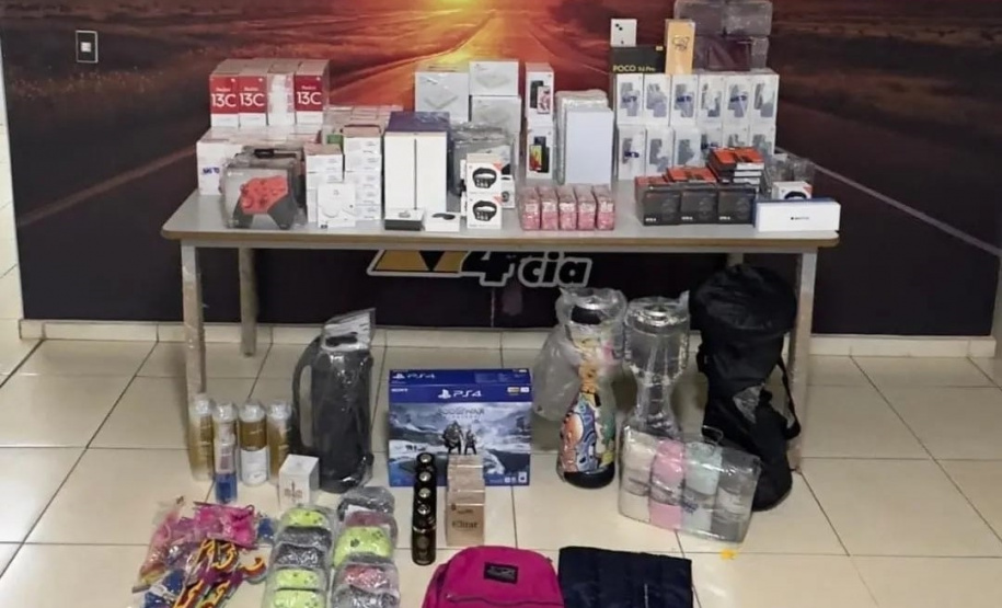 PMPR apreende mais de 5 mil produtos sem nota fiscal nas cidades de Floresta e Iguaraçu no Paraná