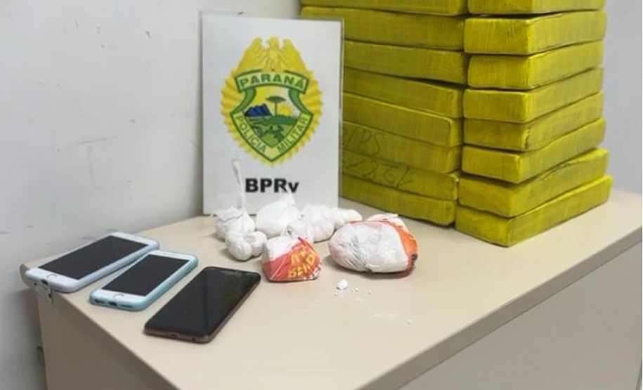 No Litoral, PMPR apreende 26 kg de maconha em carro conduzido por motorista embriagado
