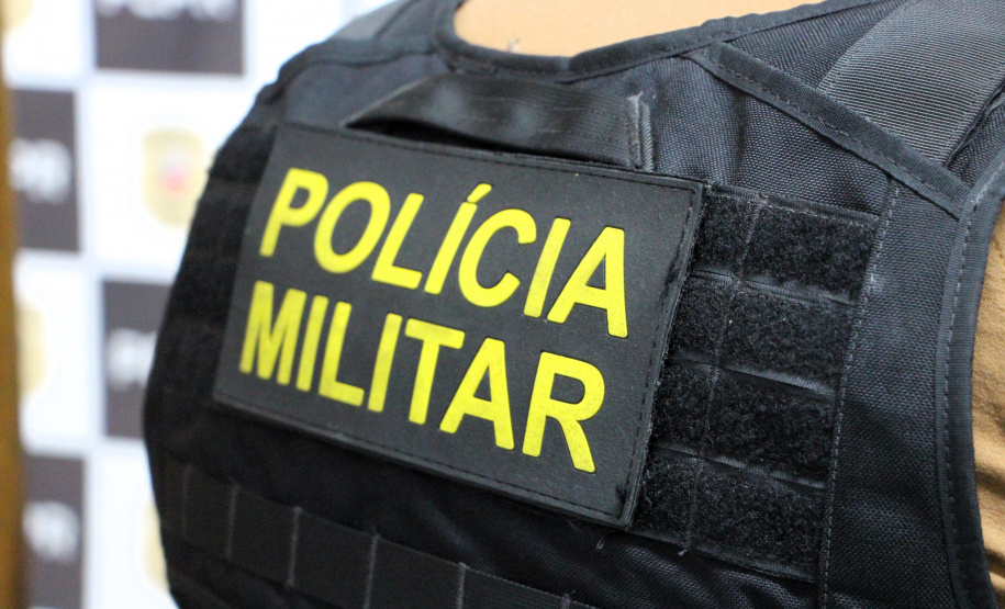 PMPR prende duas pessoas por tráfico de drogas e apreende uma arma de fogo em Matinhos na Operação Verão Maior Paraná Seguro