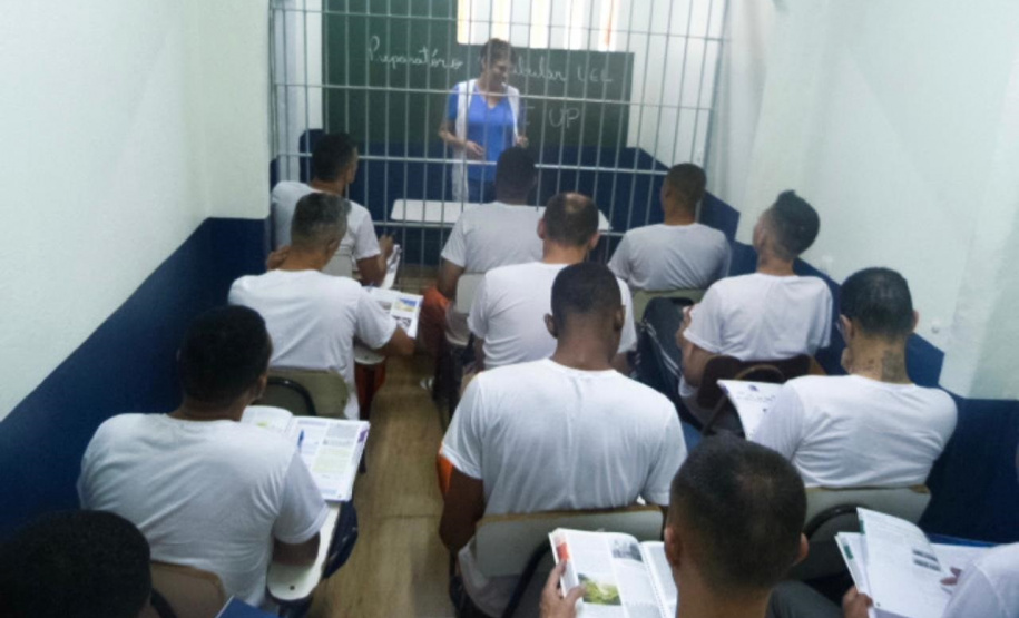 52 custodiados da região de Londrina conseguem aprovação no Vestibular 2024 da UEL