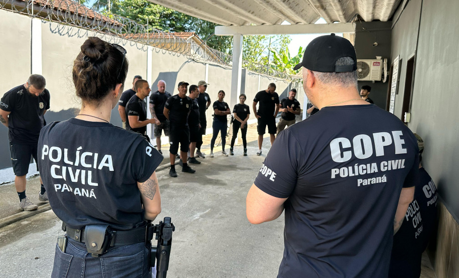 PCPR prende casal em flagrante em operação contra o tráfico de drogas em Antonina