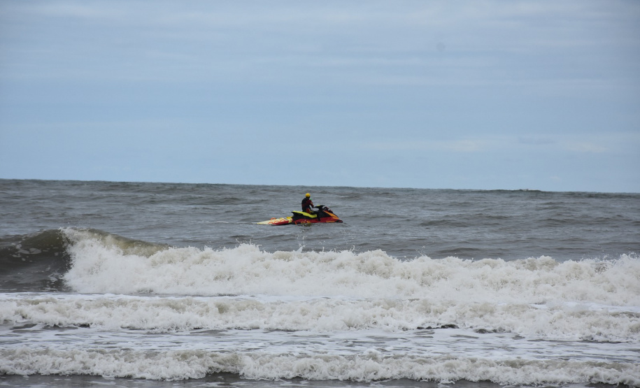 Com aumento dos turistas, ações dos bombeiros do Litoral já superam todo verão anterior