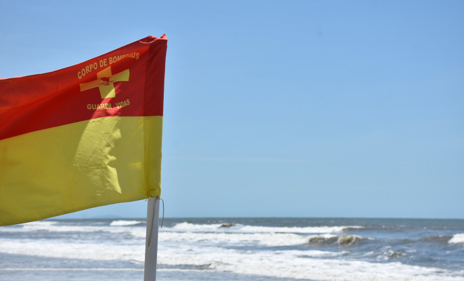 Com aumento dos turistas, ações dos bombeiros do Litoral já superam todo verão anterior