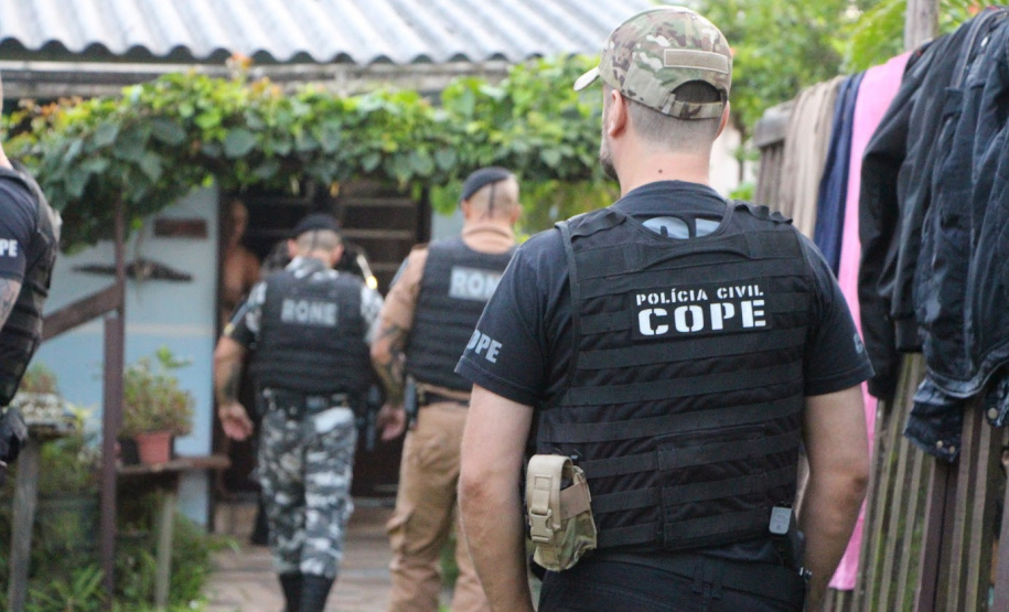 Operação integrada prende seis pessoas em flagrante e apreende drogas no Litoral