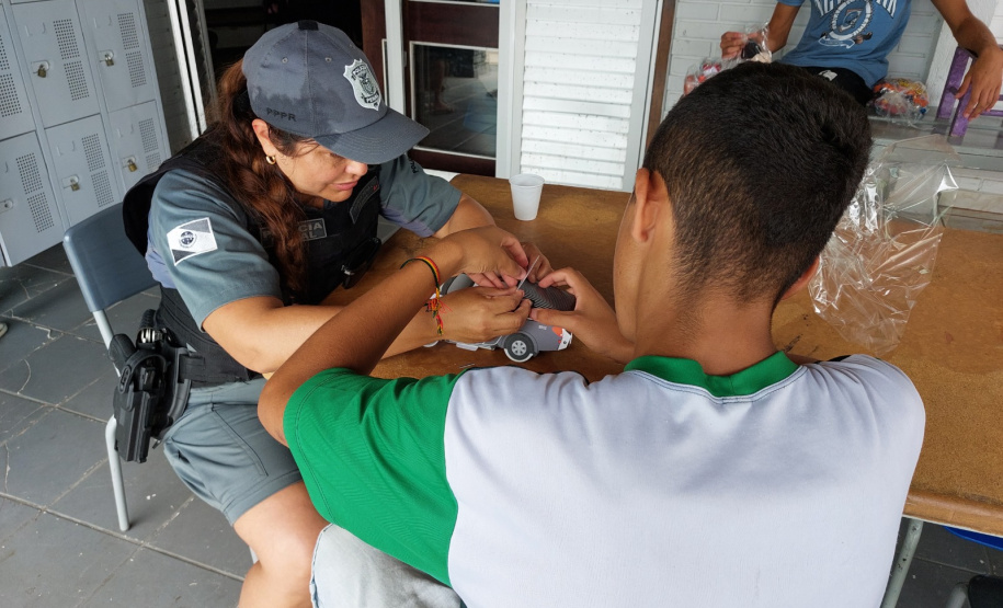 Polícia Penal do Paraná realiza ação solidária na Casa da Criança e do Adolescente em Guaratuba
