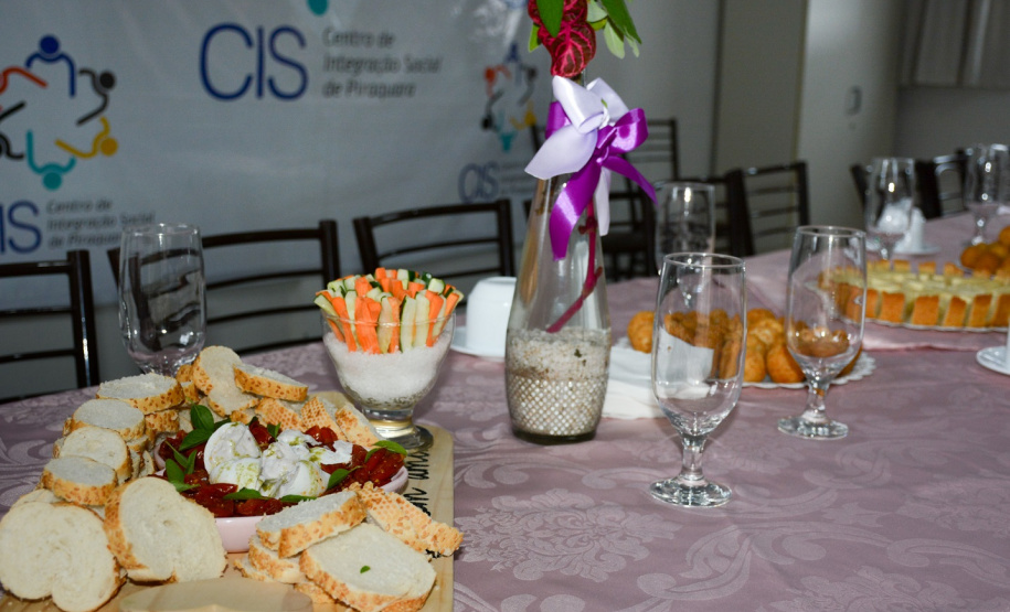 Polícia Penal forma 29 mulheres apenadas em cursos de bolos, tortas e salgados