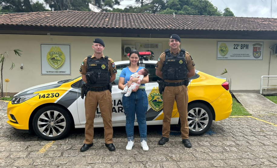 Policiais Militares salvam bebê engasgado em Colombo