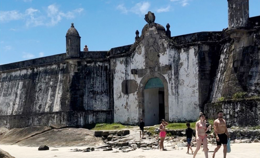 Carnaval na Ilha do Mel: Corpo de Bombeiros dá dicas de segurança para a viagem