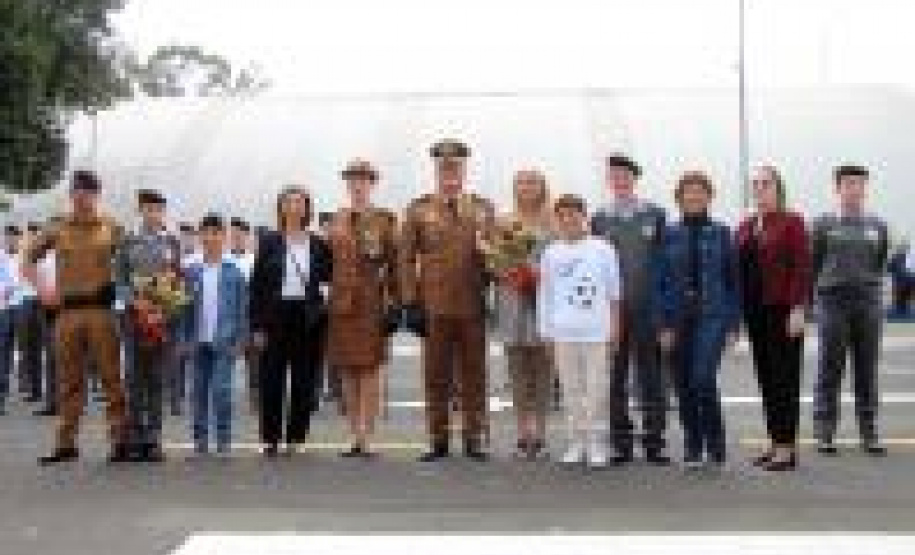 Capitã da PMPR é a primeira mulher a assumir o Comando do Colégio da Polícia Militar, em Curitiba