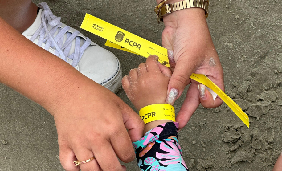 PCPR reforça distribuição de pulseiras de identificação durante shows do Verão Maior