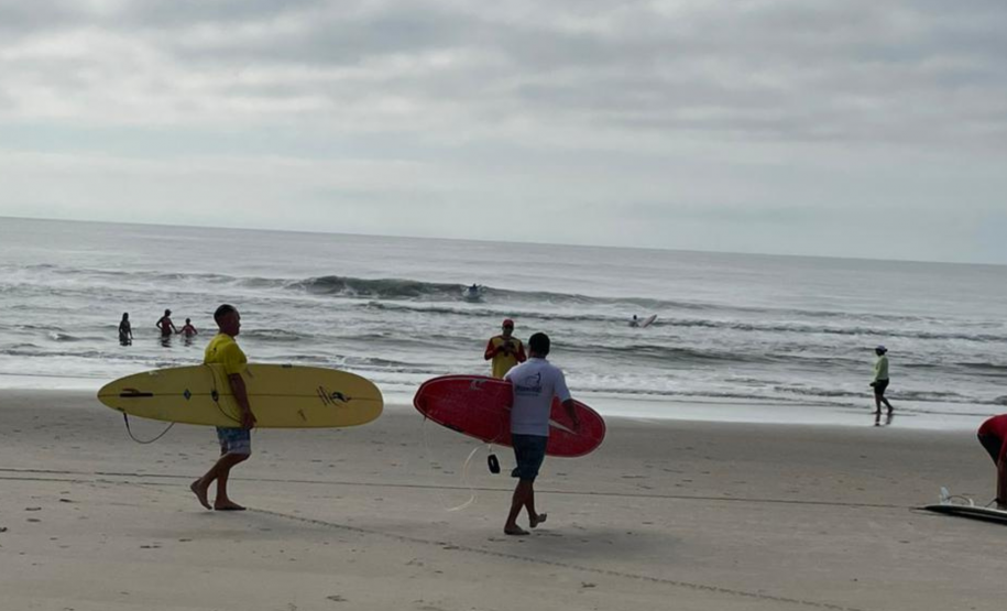 Festival de Surf Militar em Guaratuba une homenagem, confraternização e esporte