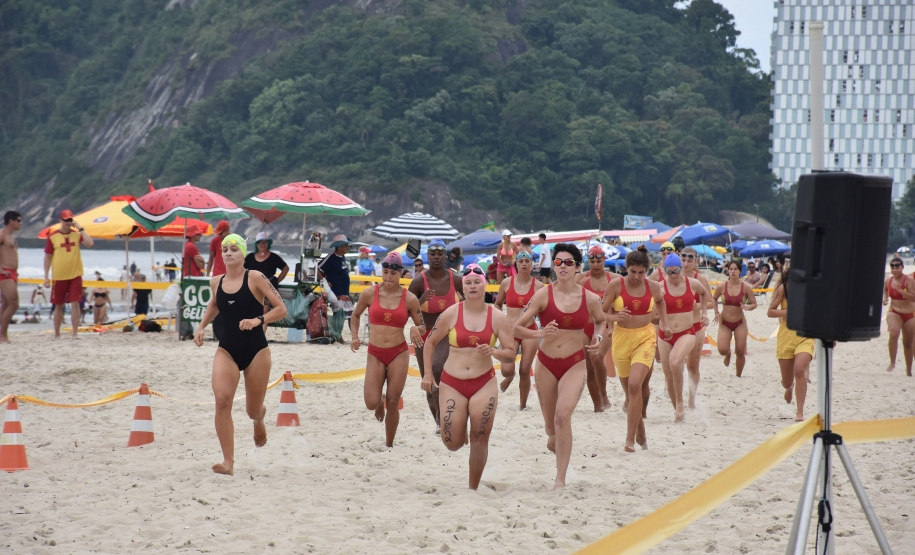 Troféu Elite premia campeões em provas de salvamento aquático