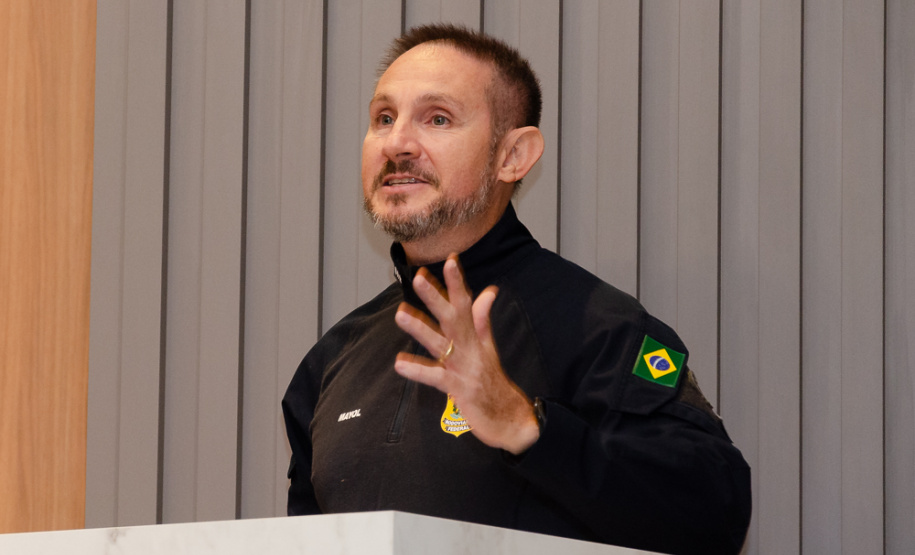 PCPR e PRF promovem palestra sobre gestão pública para 130 delegados em Curitiba