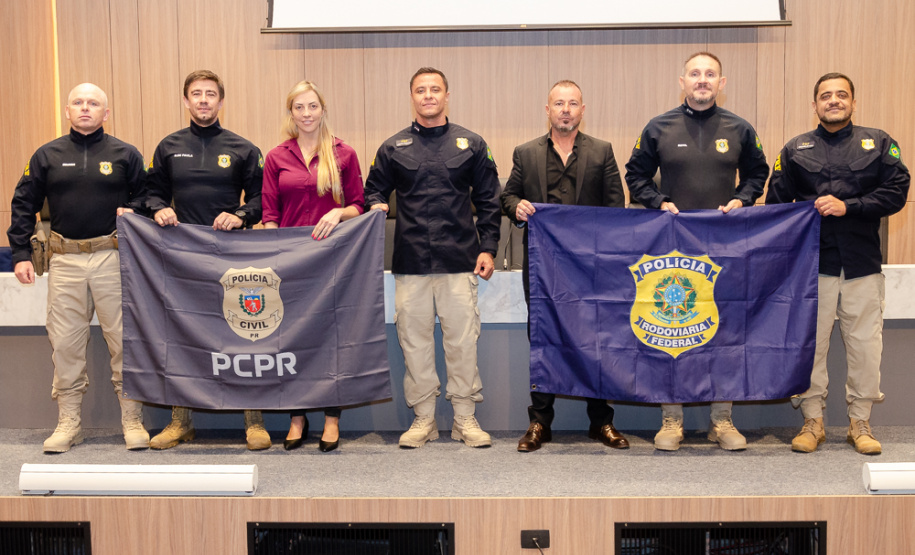 PCPR e PRF promovem palestra sobre gestão pública para 130 delegados em Curitiba