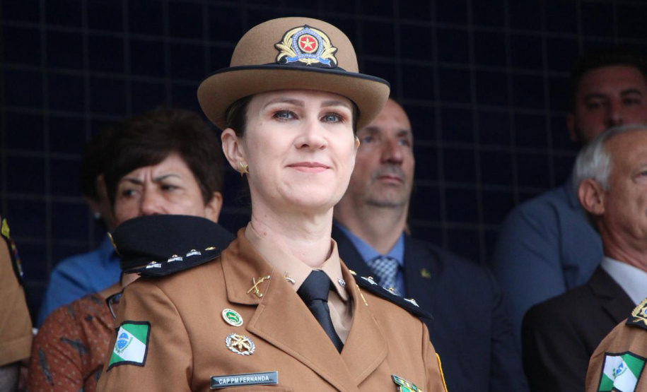 Maria Fernanda é a primeira mulher a comandar o Colégio da Polícia Militar do Paraná