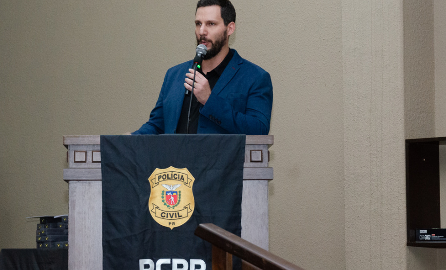 PCPR realiza entrega de medalhas de serviço policial para servidores das Subdivisões Policiais de Ponta Grossa e Telêmaco Borba