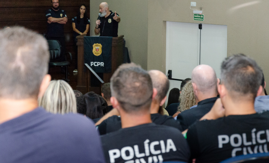 PCPR realiza entrega de medalhas de serviço policial para servidores das Subdivisões Policiais de Ponta Grossa e Telêmaco Borba