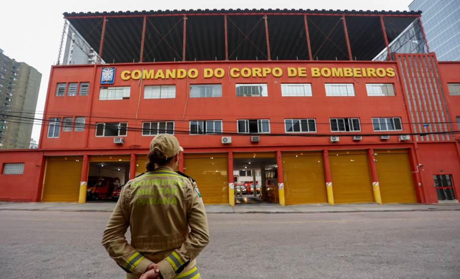 Bombeiras militares do Paraná ganham mais espaço e assumem todo tipo de missão