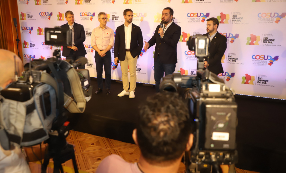 Governadores do Cosud firmam pacto pela segurança com proposta de endurecimento de leis penais