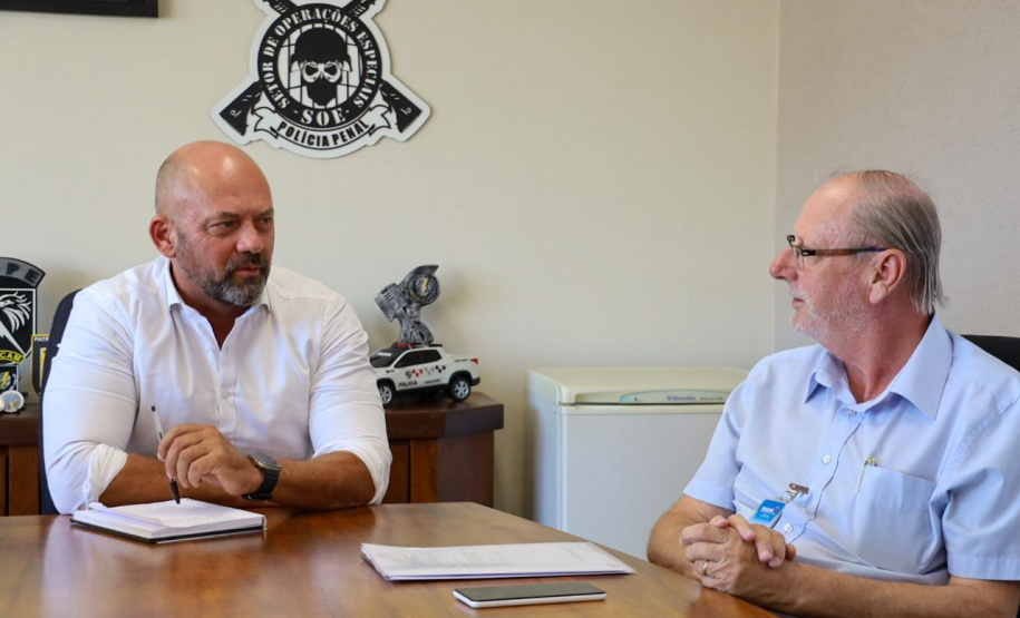 Autoridades políticas fazem visita na Secretaria da Segurança Pública do Paraná