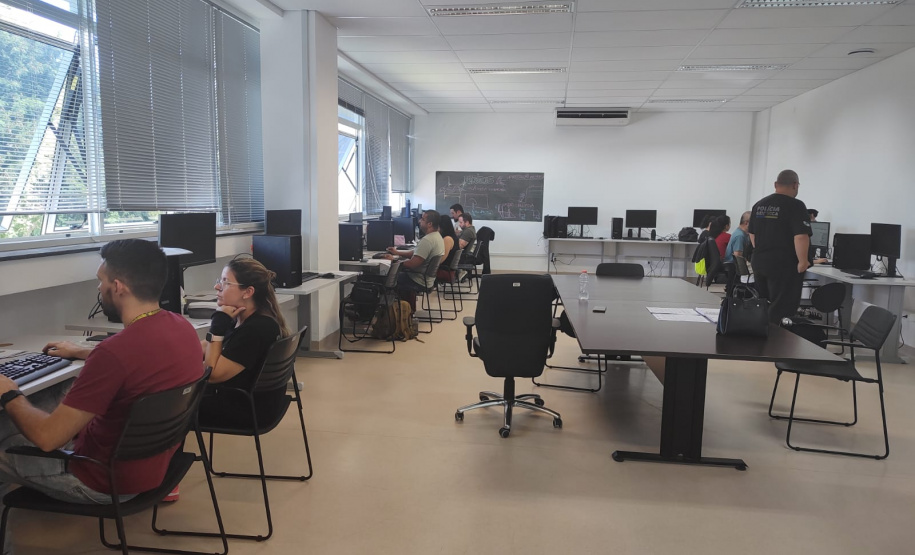 Polícia Científica realiza curso sobre destruição de vestígios balísticos