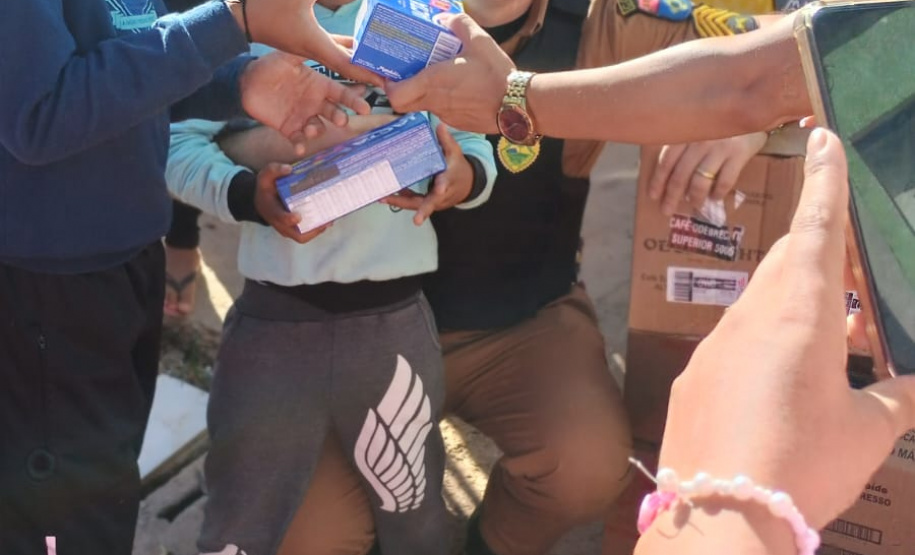 Polícia Militar do Paraná realiza Ação Social de Páscoa para 750 Crianças em Curitiba