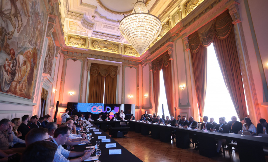 Ratinho Junior defende gabinete de segurança do Sul-Sudeste e endurecimento de leis penais